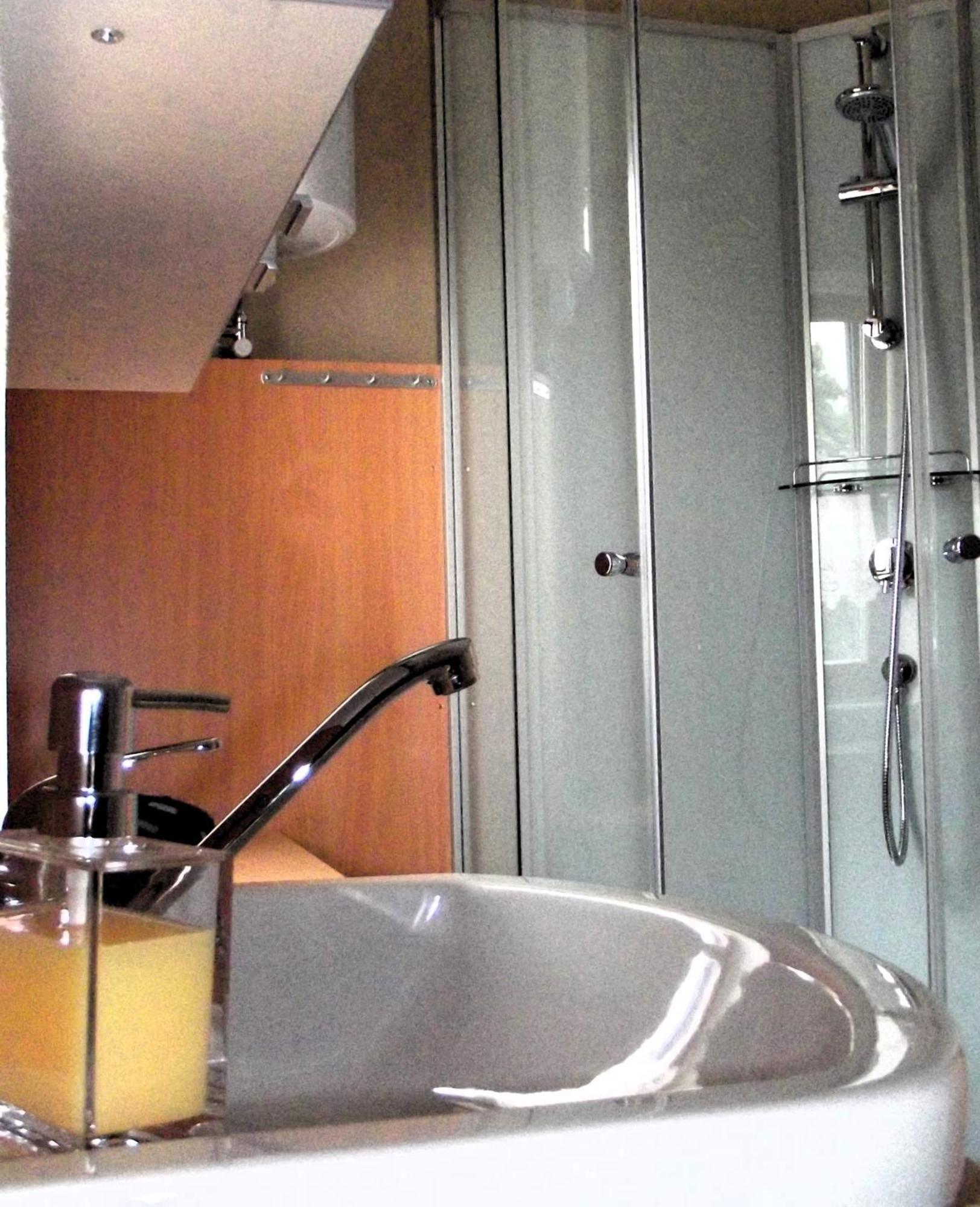 Buedingen-Ferienwohnung Bausch Екстер'єр фото